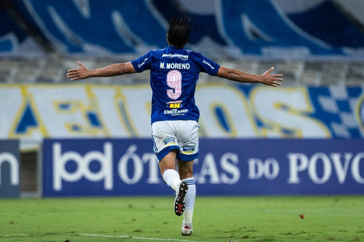 Cruzeiro vence o Paraná e deixa a zona de rebaixamento da Série B