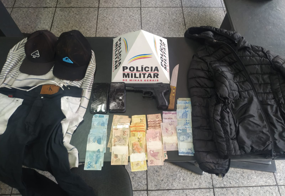 Menores são apreendidos em Pitangui acusados de roubo a um estabelecimento comercial