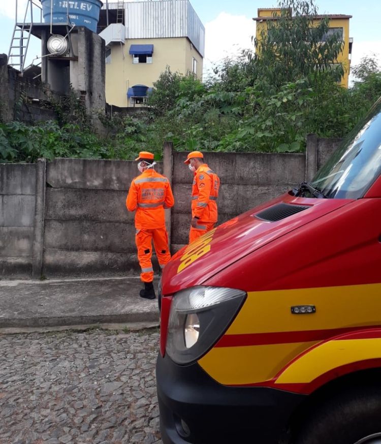 Corpo de Bombeiros inicia operação "Alerta Verde" para prevenir incêndios em lotes vagos