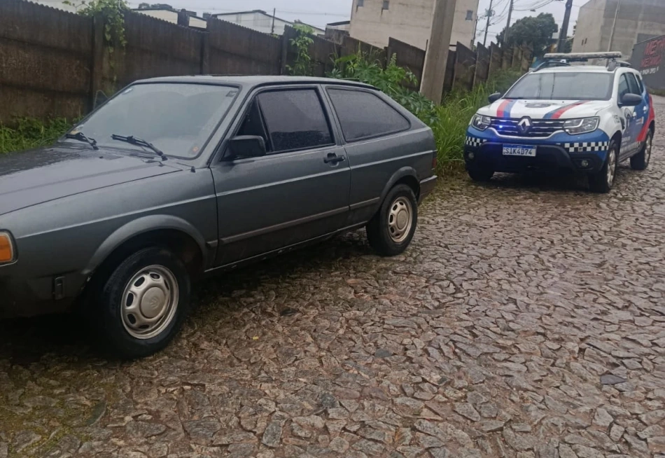 Guarda Civil Municipal recupera veículo furtado no bairro Belvedere