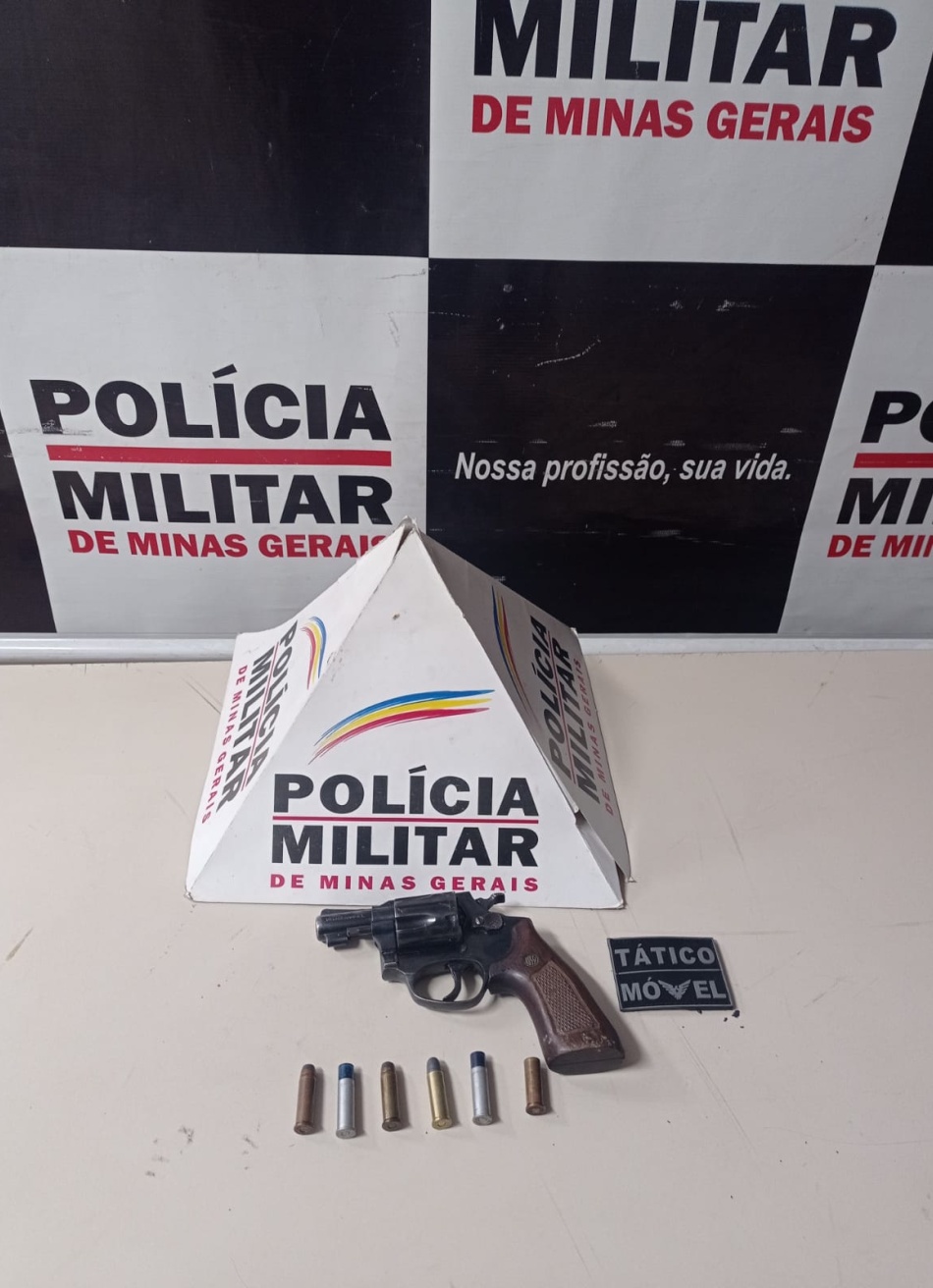 Homem é preso em Nova Serrana após fazer disparo de arma de fogo contra uma mulher