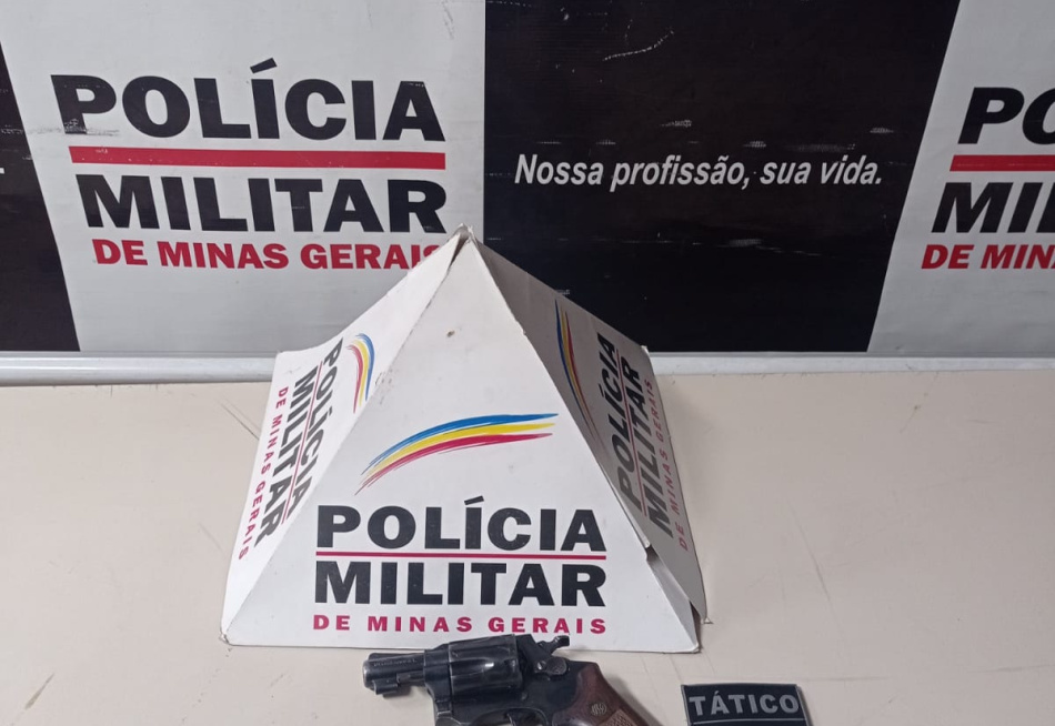 Homem é preso em Nova Serrana após fazer disparo de arma de fogo contra uma mulher