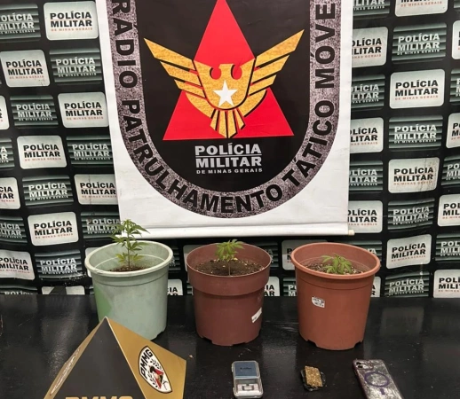 Jovem é preso por tráfico de drogas em Pará de Minas