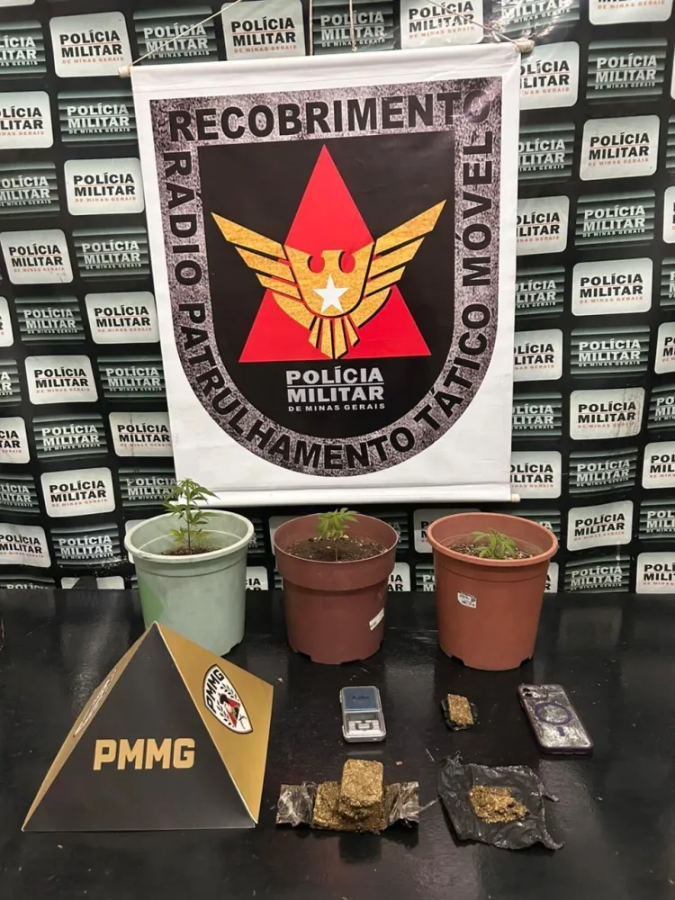 Jovem é preso por tráfico de drogas em Pará de Minas