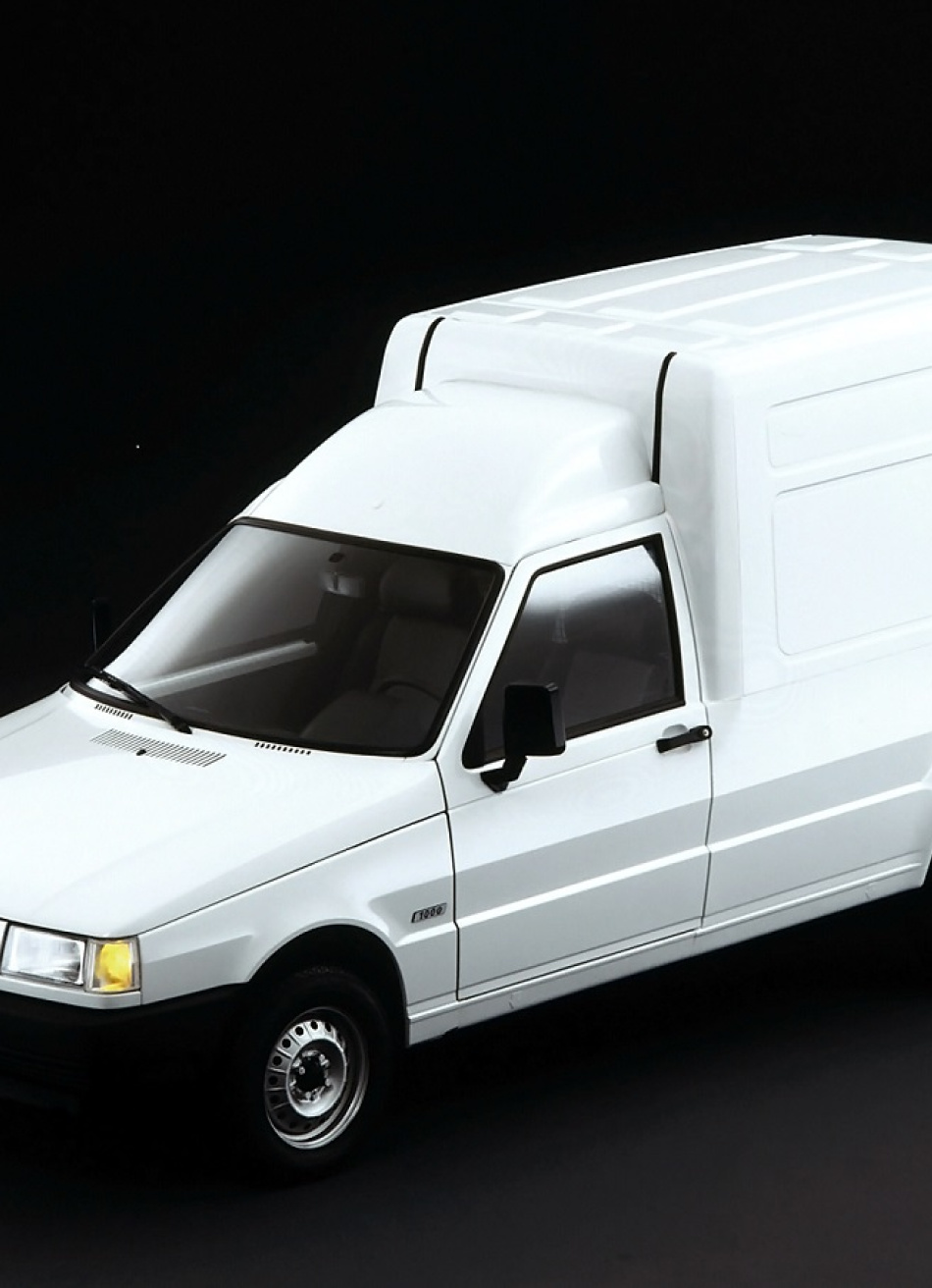 VEÍCULO FURTADO É RECUPERADO PELA PM NO BAIRRO SÃO LUÍZ.