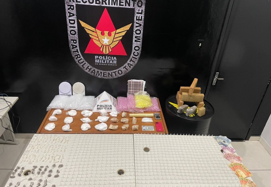 Pará de Minas - Três são presos por tráfico de drogas.