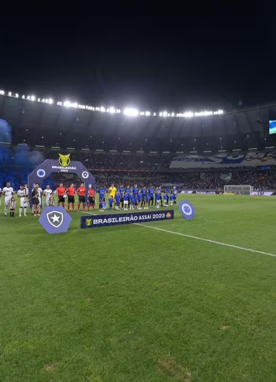 CRUZEIRO ENCERRA SEQUÊNCIA NEGATIVA EM RETORNO AO MINEIRÃO.