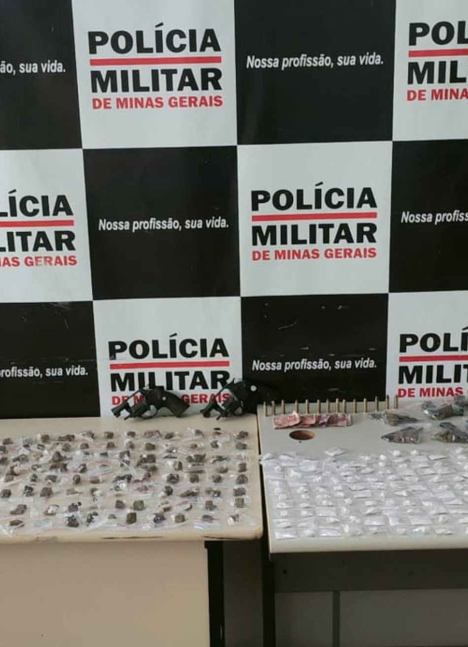 Adolescentes são apreendidos em Nova Serrana suspeitos de tráfico de drogas e porte ilegal de armas de fogo
