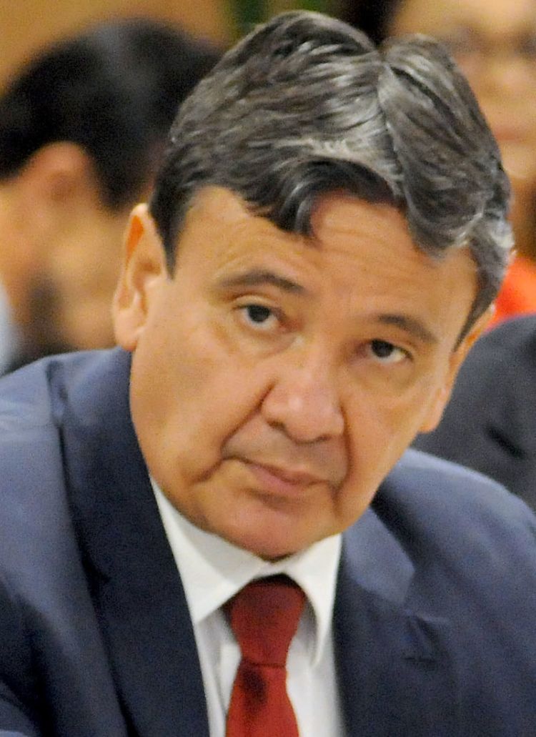 Governadores participam de teleconferência com secretário de vigilância do Ministério da Saúde para cobrar cronograma de vacinação contra a Covid-19