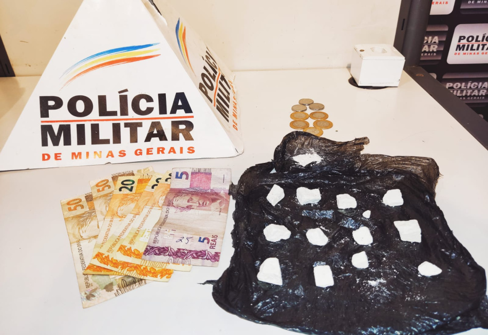 Rapaz é preso em Divinópolis com 14 porções de cocaína