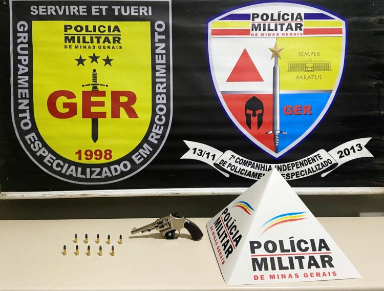 Homem é preso em Itaúna por porte ilegal de arma de fogo