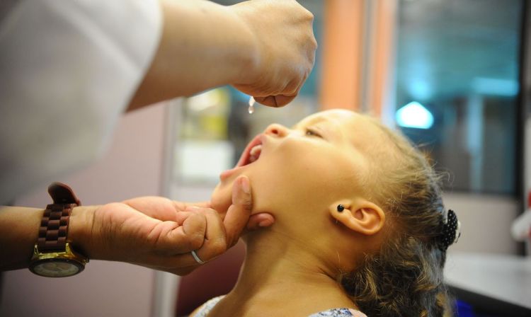 Mais de 60% das crianças ainda não foram vacinadas contra a poliomielite no Brasil