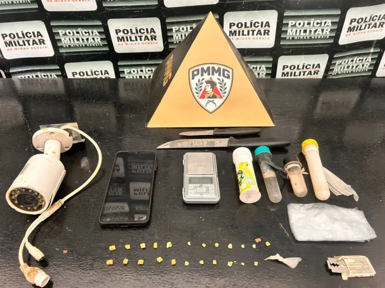 PM prende suspeito por tráfico de drogas.