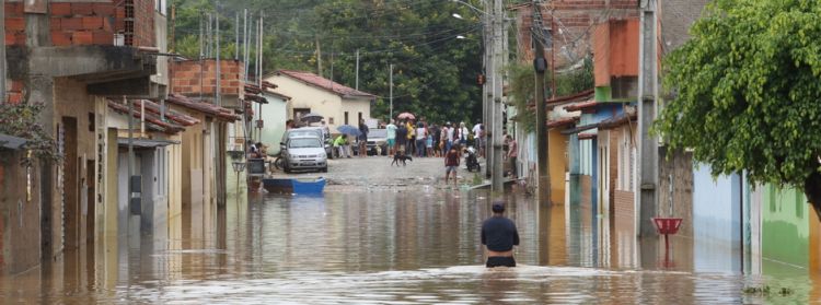 Governo amplia plano Recupera Minas e 80 mil desabrigados e desalojados pelas chuvas receberão auxílio de R$1.200