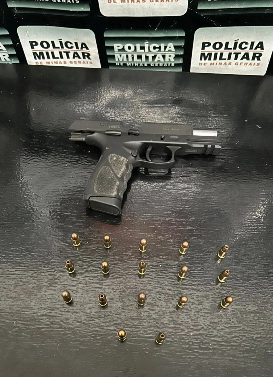 Pará de Minas – Discussão entre vizinhos termina com disparo de arma de fogo no bairro São Pedro; PM prende envolvidos e apreende pistola