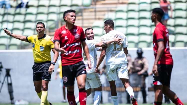 Cruzeiro vence o Brasil de Pelotas e se distancia da zona de rebaixamento