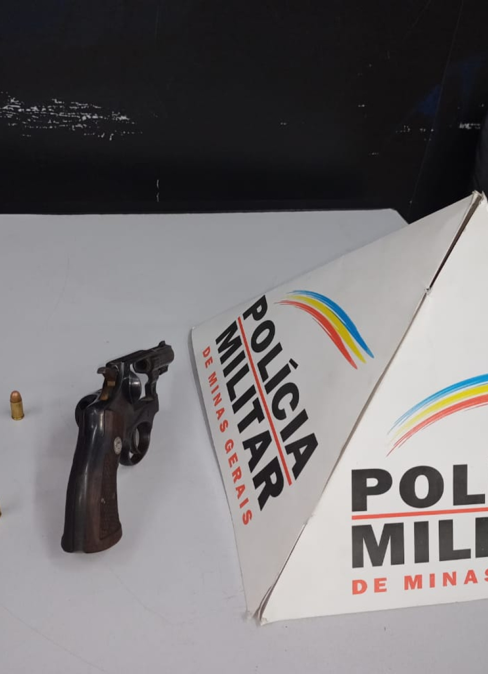 Dupla é detida pela Polícia Militar em Itaúna acusada de cometer um homicídio