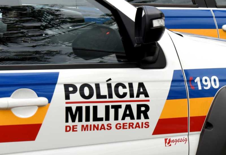 Com sintomas de embriaguez alcoólica, rapaz de 20 anos é preso pela Polícia Militar na avenida Presidente Vargas