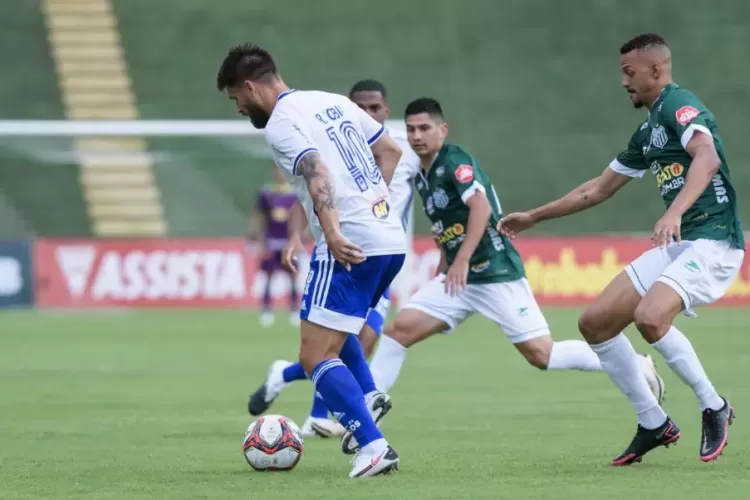 Cruzeiro empata com o Uberlândia em seu jogo de estreia no Campeonato Mineiro