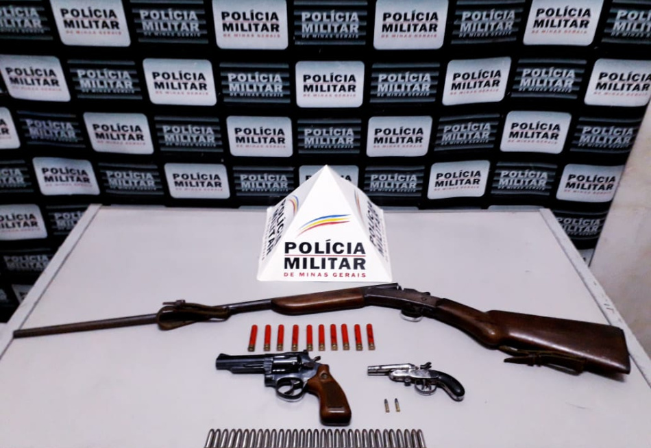Polícia Militar prende três suspeitos em Gorduras por porte ilegal de armas