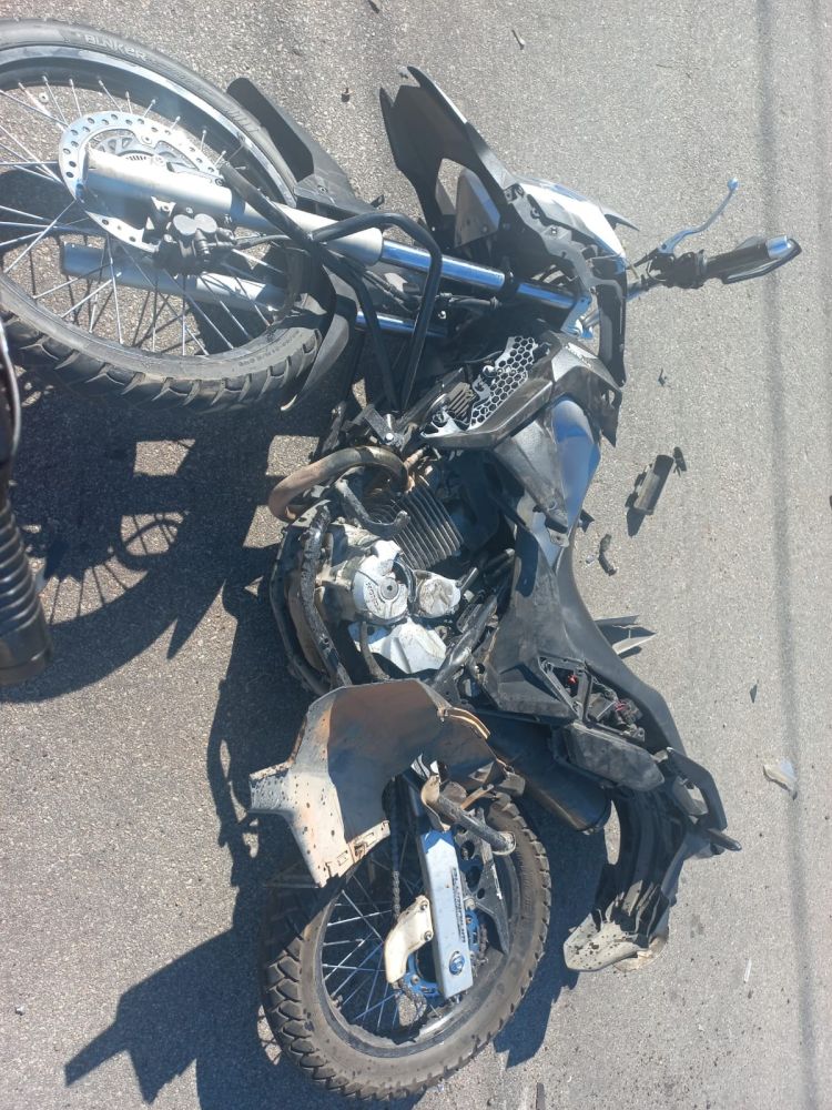 Colisão nas proximidades do Hospital Santa Mônica aciona equipes da Guarda Civil Municipal e do SAMU