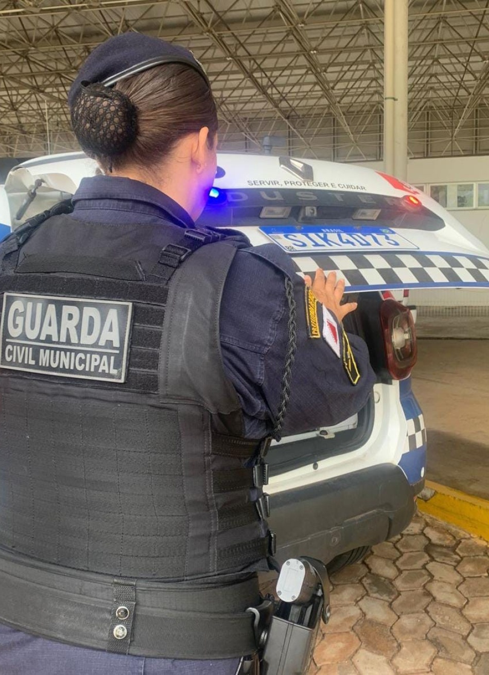 Mulher é presa por posse de entorpecentes em Pará de Minas