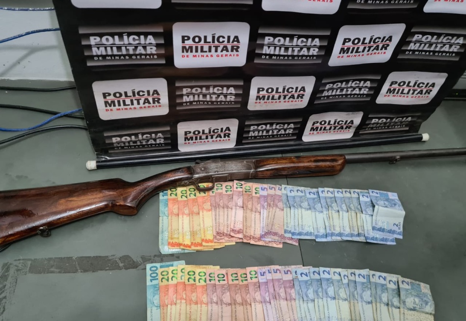 Menores são presos em Bom Despacho após cometerem um assalto a uma padaria