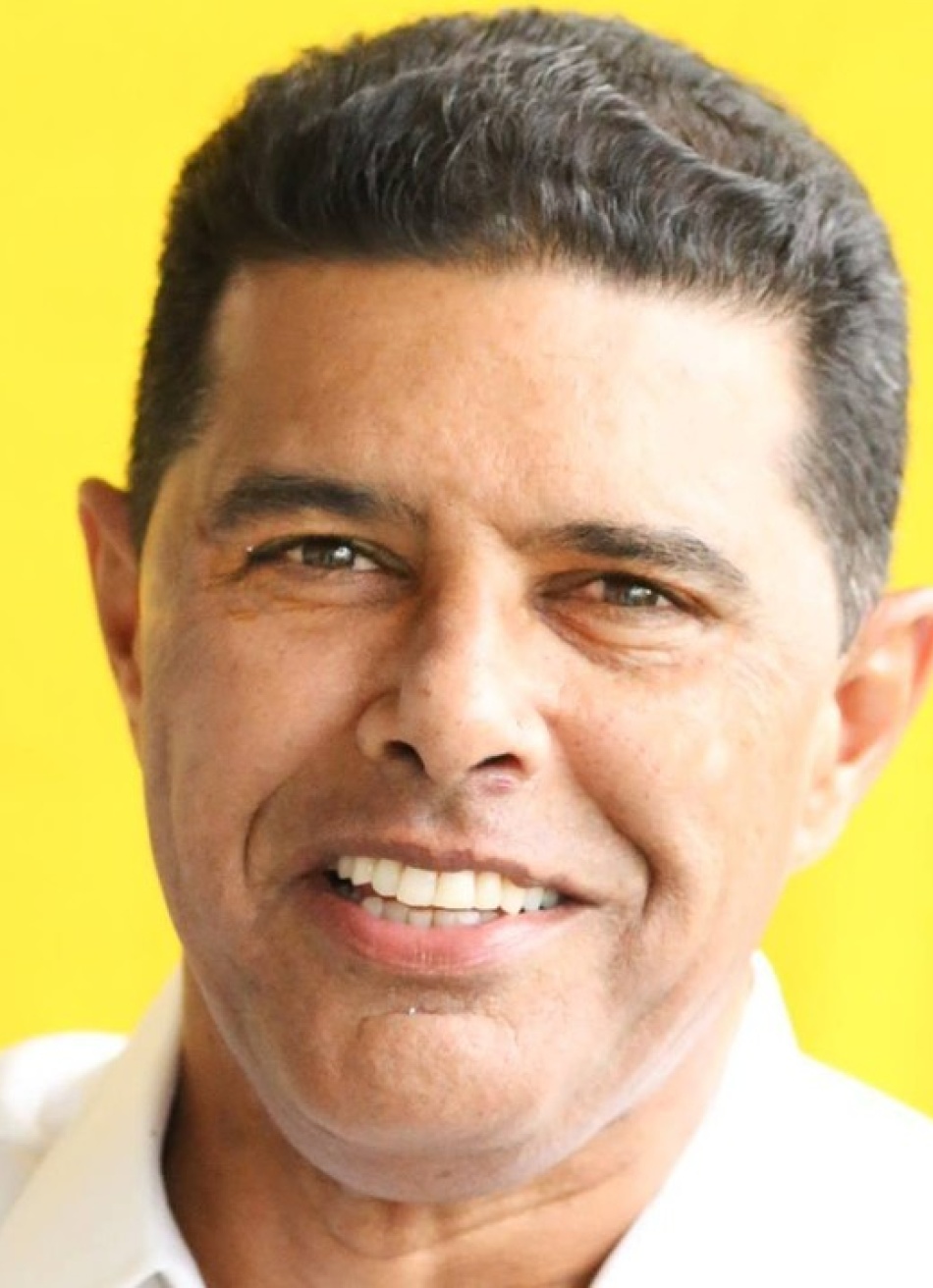 Prefeito de Nova Serrana utiliza redes sociais para informar que testou positivo para a Covid-19