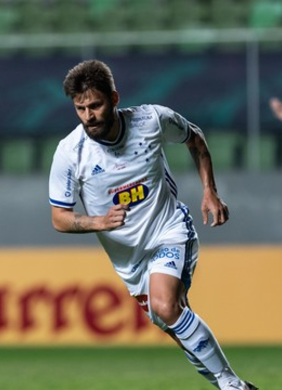 Cruzeiro vence o América em clássico marcado por reclamações com a arbitragem
