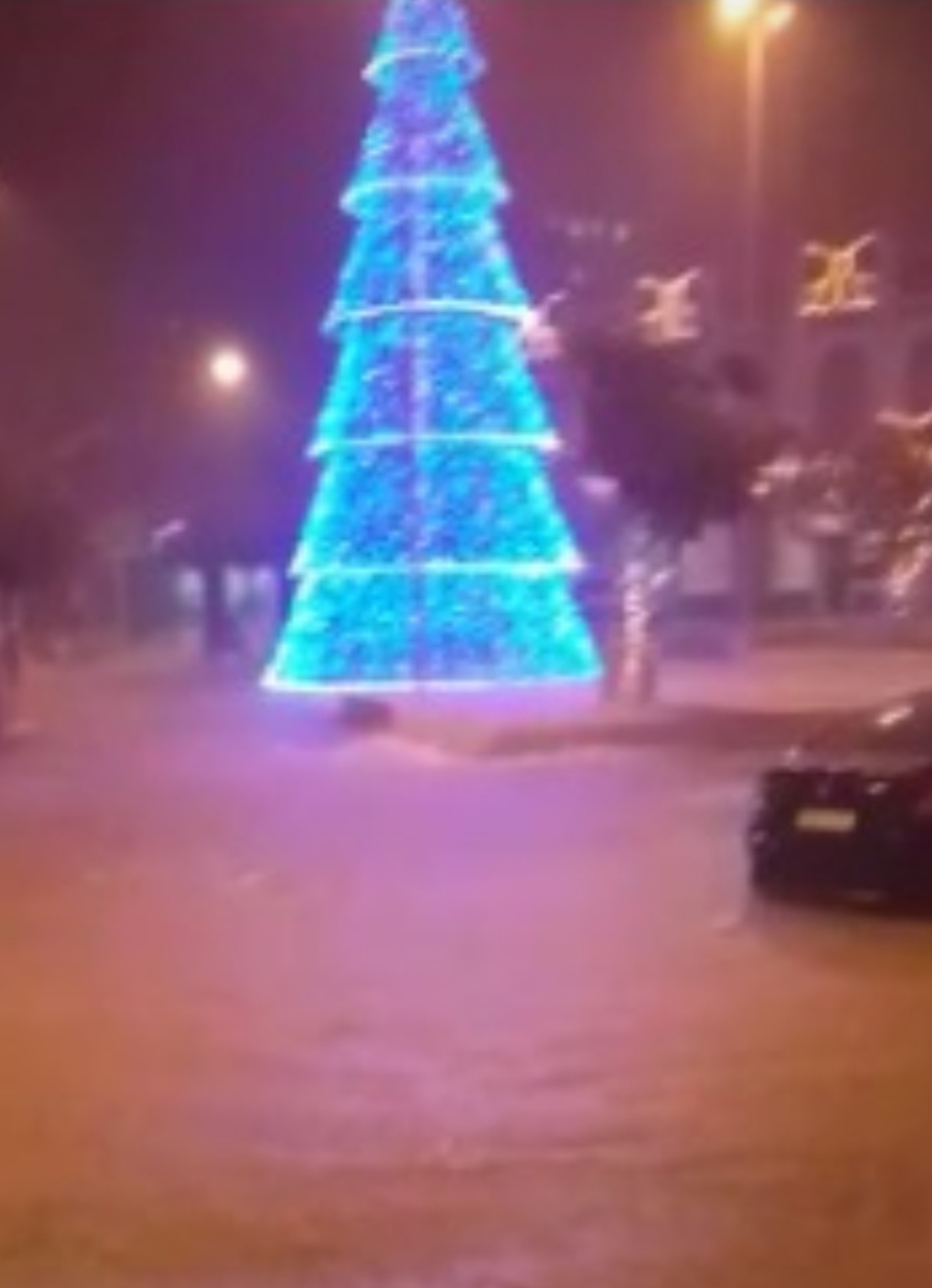 Fortes chuvas na noite dessa terça-feira em Pará de Minas causaram muitos transtornos para a população