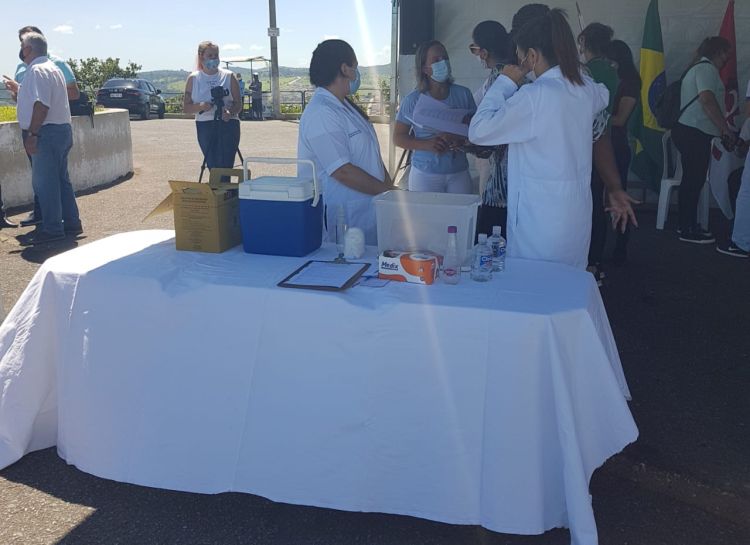 Secretaria Municipal de Saúde inicia segunda etapa da vacinação contra a Covid-19 em Pará de Minas