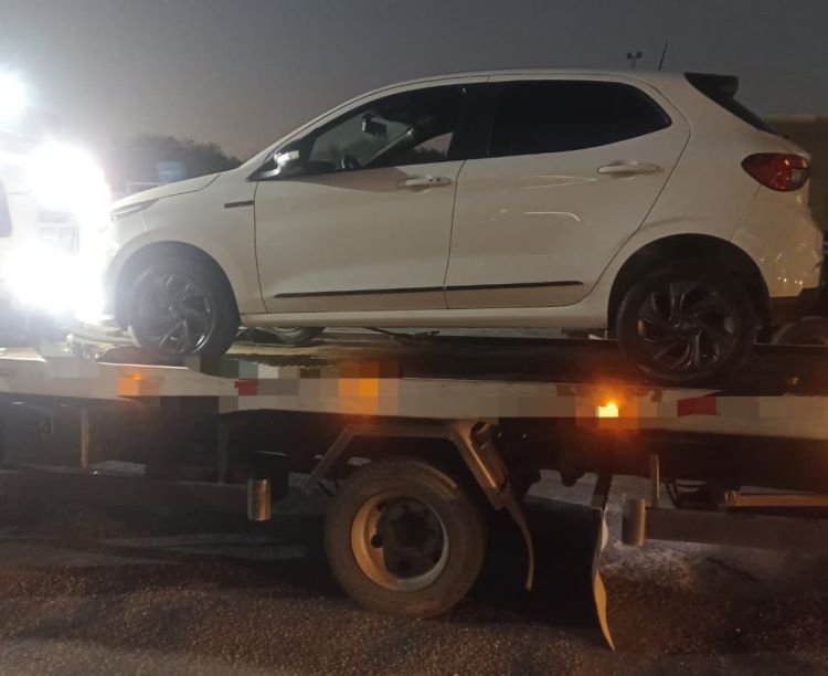 NOVA SERRANA/MG – VEÍCULO COM INDÍCIOS DE CLONAGEM É APREENDIDO PELA POLÍCIA MILITAR