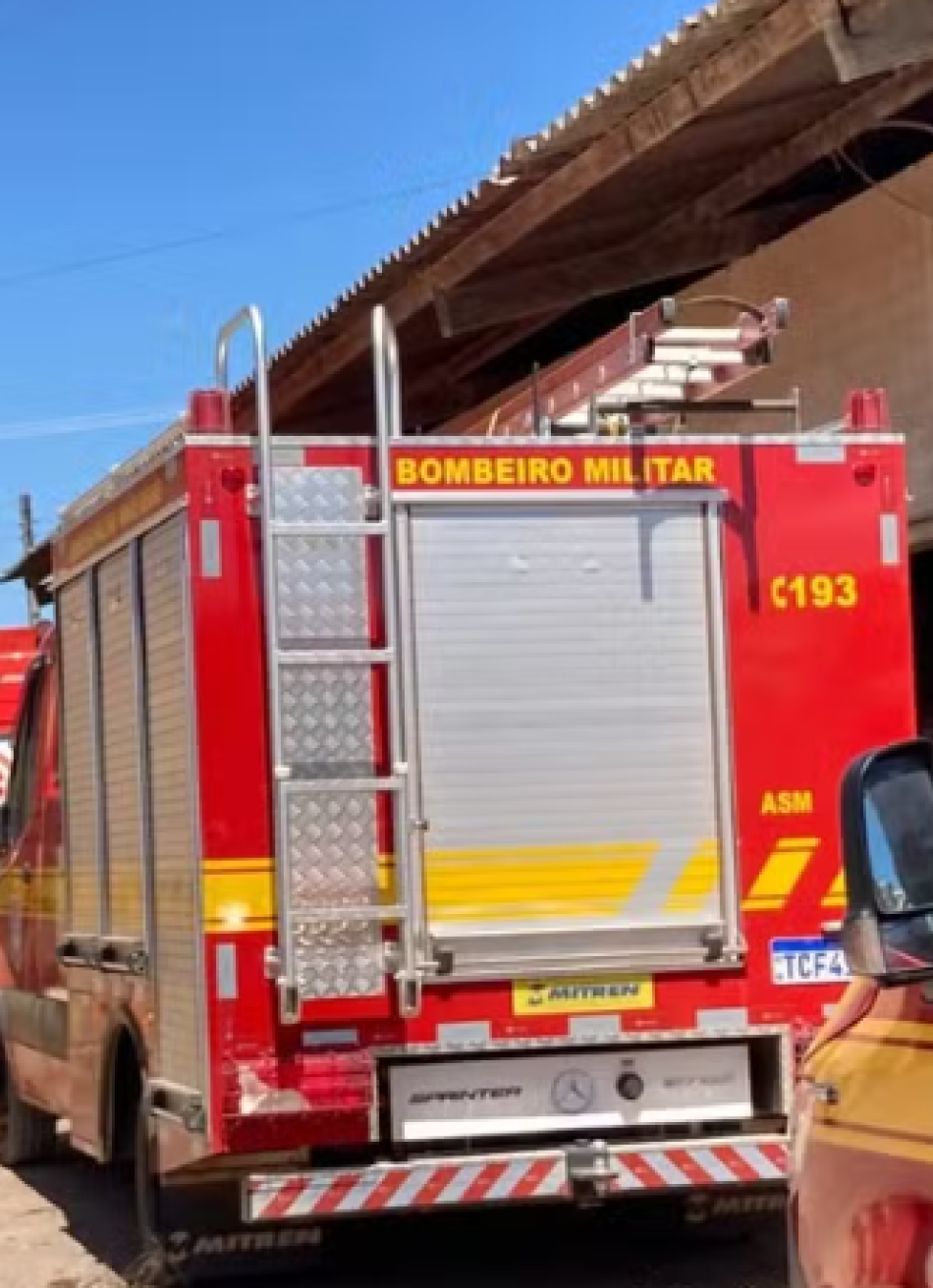Trabalhador morre soterrado em silo de soja na zona rural de São José da Varginha (MG)