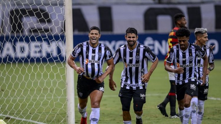 Atlético vence o Sport e mantém vantagem de sete pontos na liderança do Campeonato Brasileiro