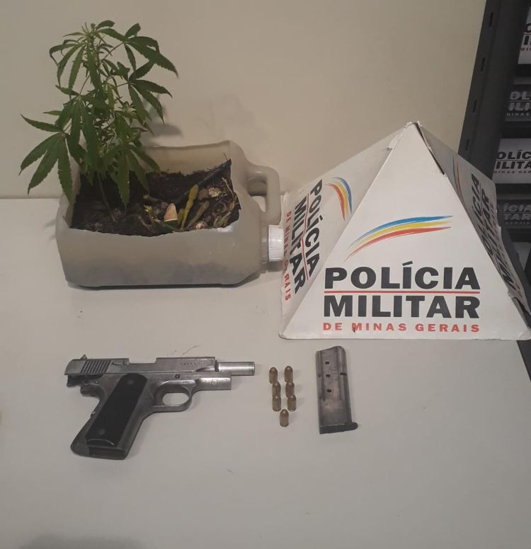 Dupla é presa em Divinópolis por porte ilegal de arma de fogo e tráfico de drogas