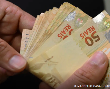 Caixa Econômica Federal efetua pagamento do Bolsa Família a beneficiários com NIS final 3