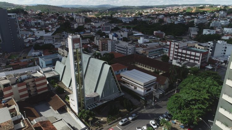 Pará de Minas e outros 815 municípios vão permanecer na Onda Roxa até o dia 11 de abril