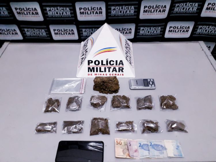Polícia prende homem acusado de tráfico de drogas no bairro Belvedere, em Pará de Minas