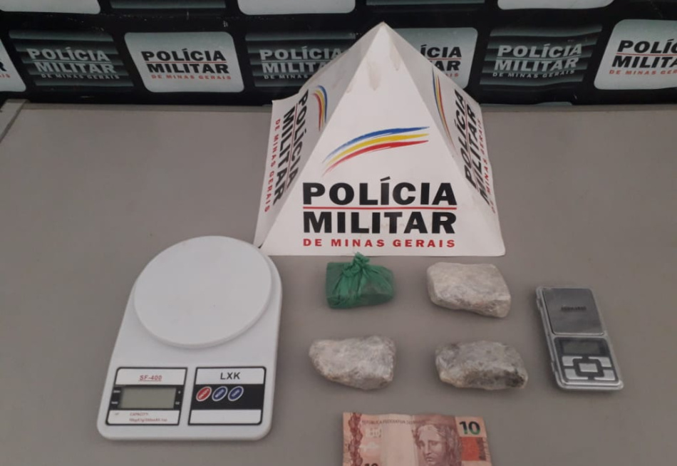 Polícia Militar apreende menor por tráfico de drogas em Pará de Minas