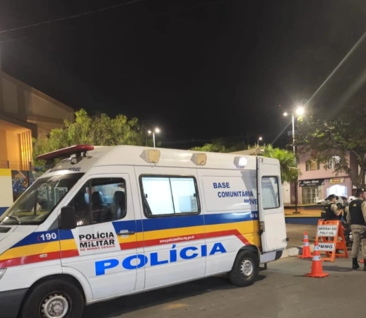 Polícia Militar reforça segurança com Base Comunitária Móvel no bairro Planalto, em Nova Serrana