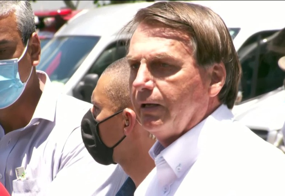 Bolsonaro volta a defender o voto impresso como mais seguro