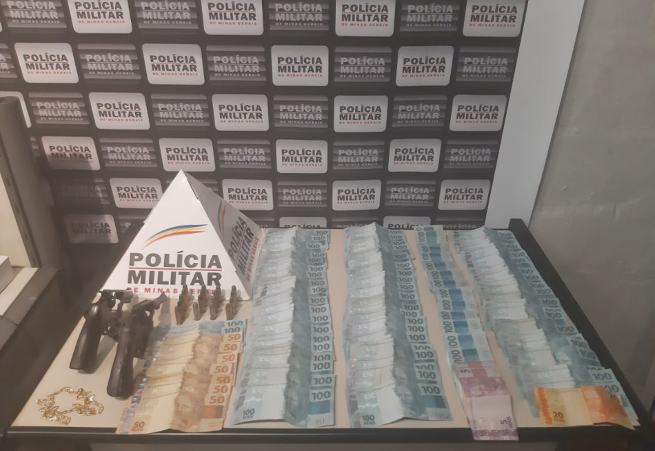 Polícia Militar apreende dois menores suspeitos de envolvimento em um roubo na cidade de Divinópolis