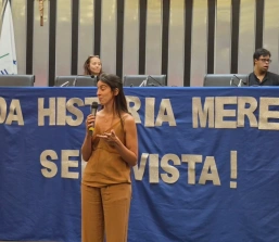 Simpósio Municipal de Educação Inclusiva debate desafios no atendimento a alunos com TEA