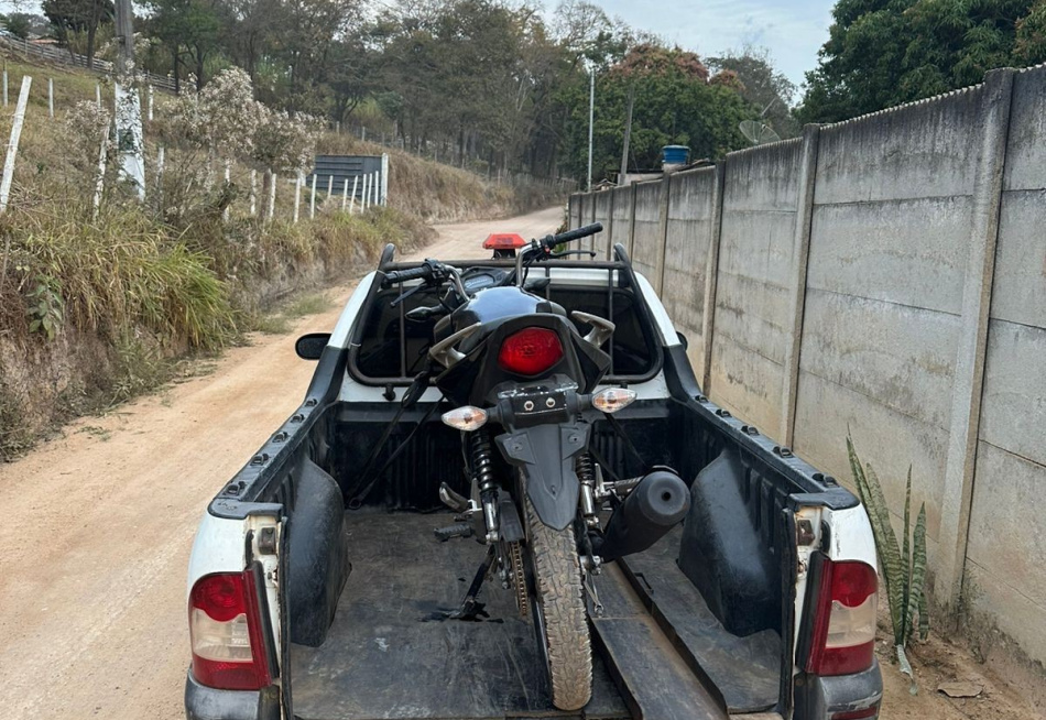 Motocicleta Roubada é Recuperada em Povoado de Limas do Pará e Jovem é Preso por Receptação