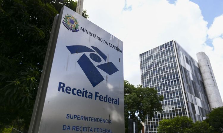 Prazo para a entrega da declaração do Imposto de Renda é prorrogado até o dia 31 de maio