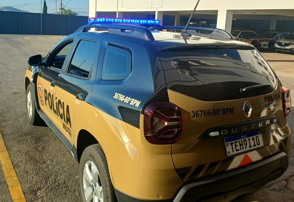 POLÍCIA MILITAR PRENDE DOIS FORAGIDOS DA JUSTIÇA EM NOVA SERRANA