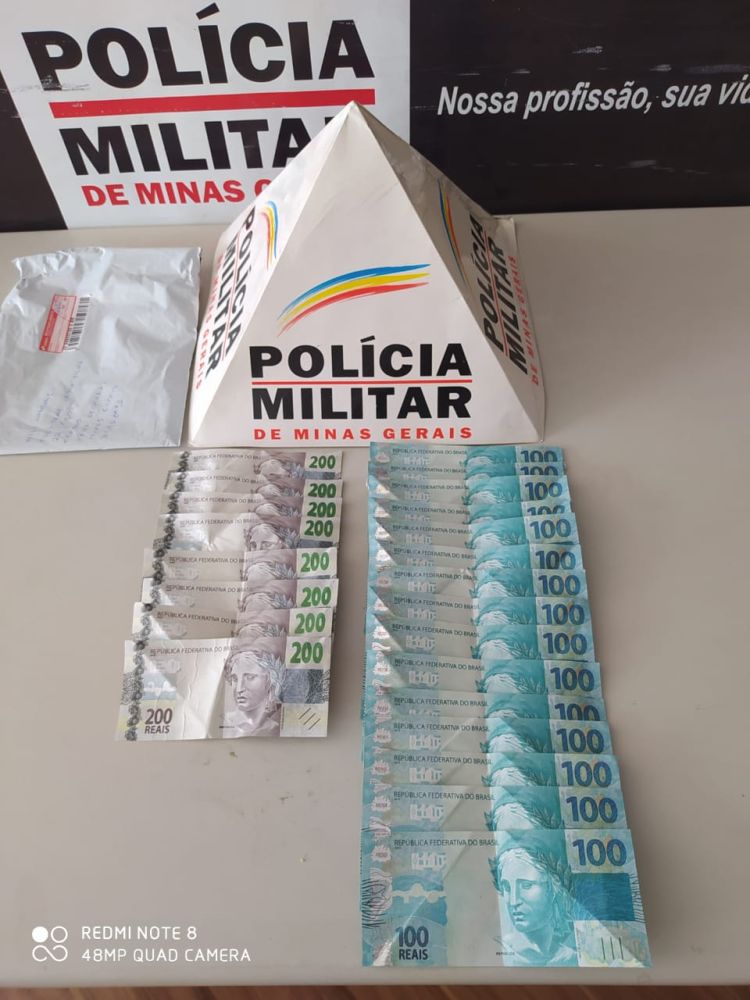 Polícia Militar apreendeu R$ 3.100,00 em notas falsas na cidade de Nova Serrana