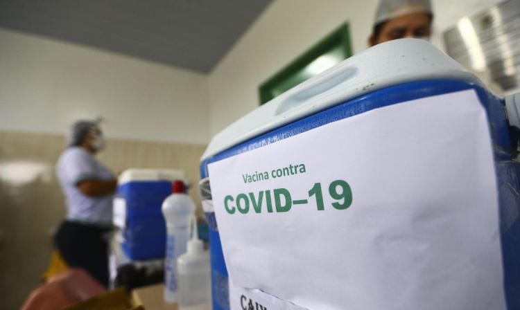 Lote 70º de vacinas contra a Covid-19 chega para municípios do Centro-Oeste