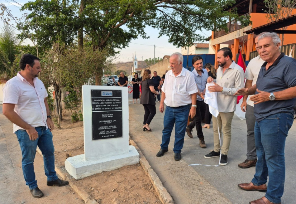 Prefeitura de Pará de Minas inaugura pavimentação de estrada entre Torneiros e Carioca