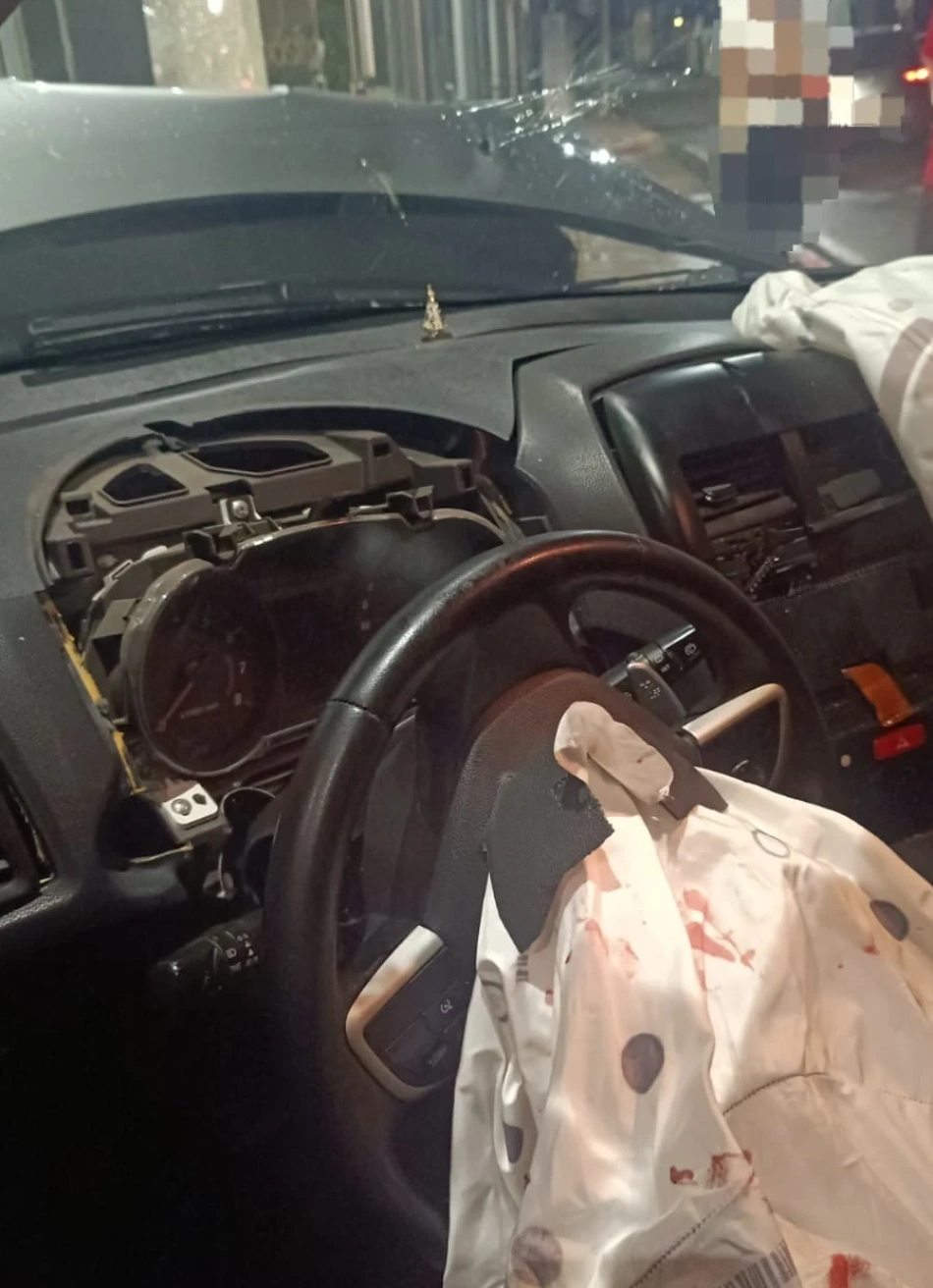 Homem perde o controle e invade comércio no centro de Pará de Minas